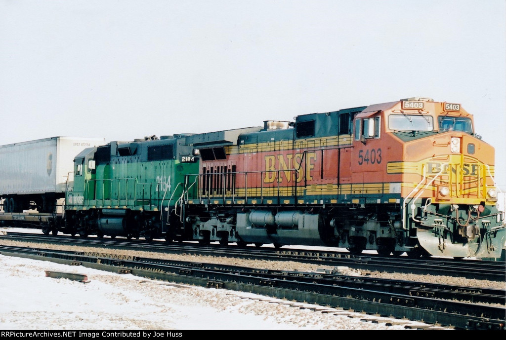 BNSF 5403 East